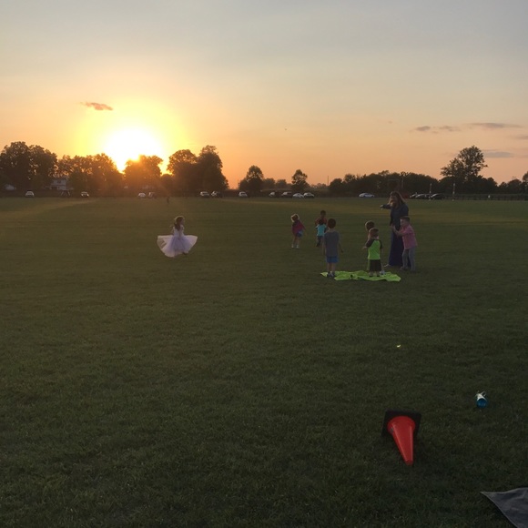 Meet your Posher, Adrienne -Posh Ambassador✨♥️ - Picture 4 of 15